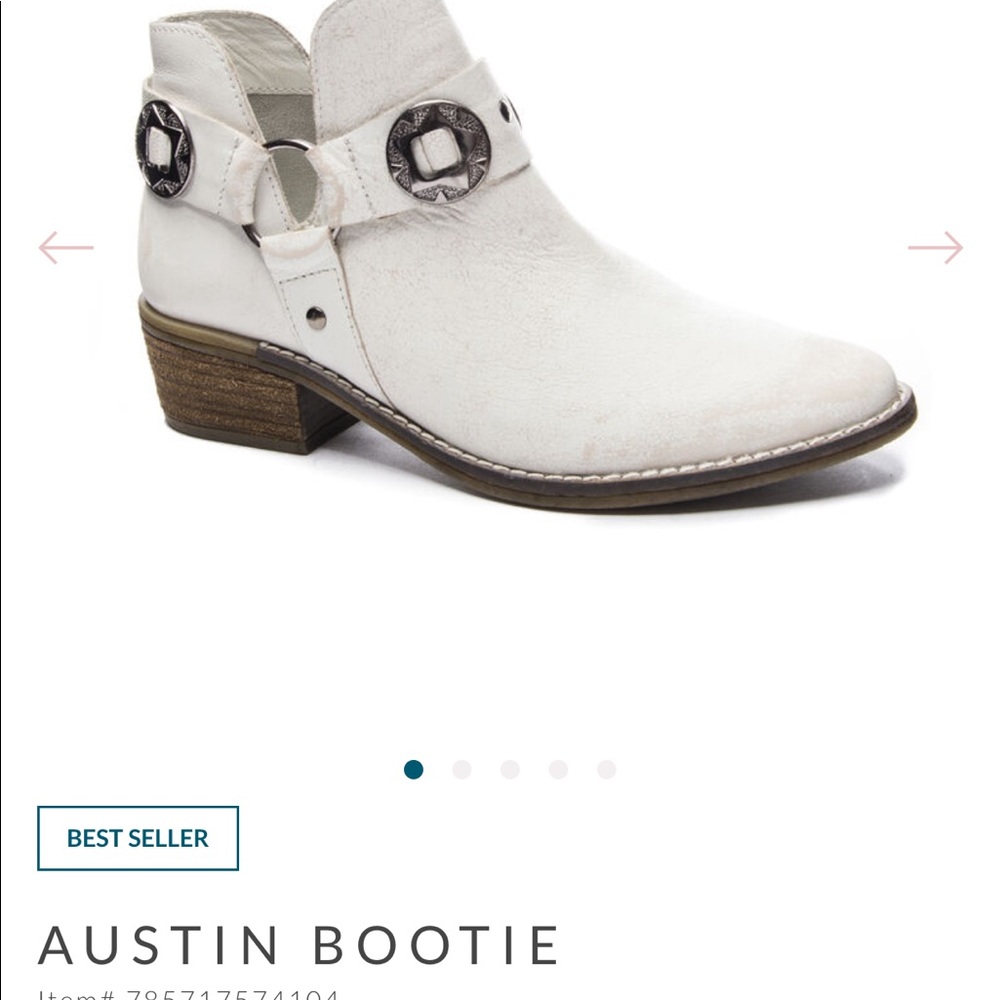 Chinese Laundry “Austin” Booties